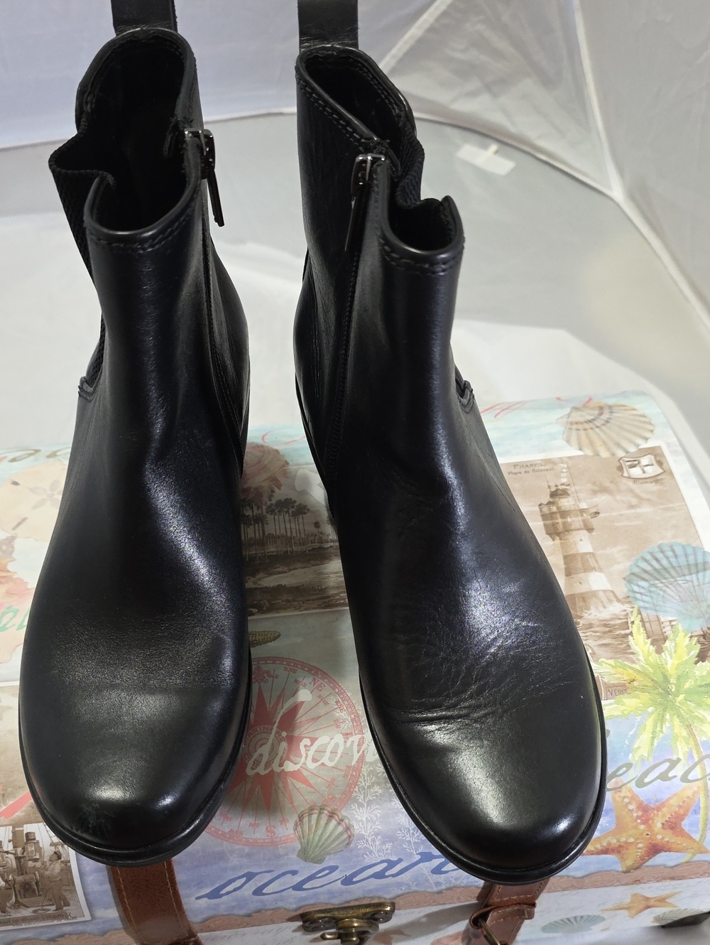 Clarks Black Leather Wedge Women's Ankle Boots Side Zip  7M